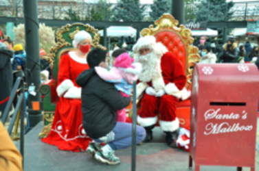29th Annual Kerr Village Christmass Tree Lighting & Holiday Market Join us on Saturday, December 2nd in Westwood Park Oakville!